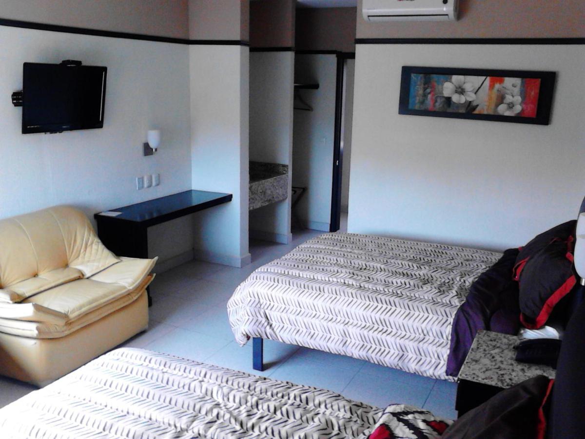 Jalyd Inn Irapuato Eksteriør billede