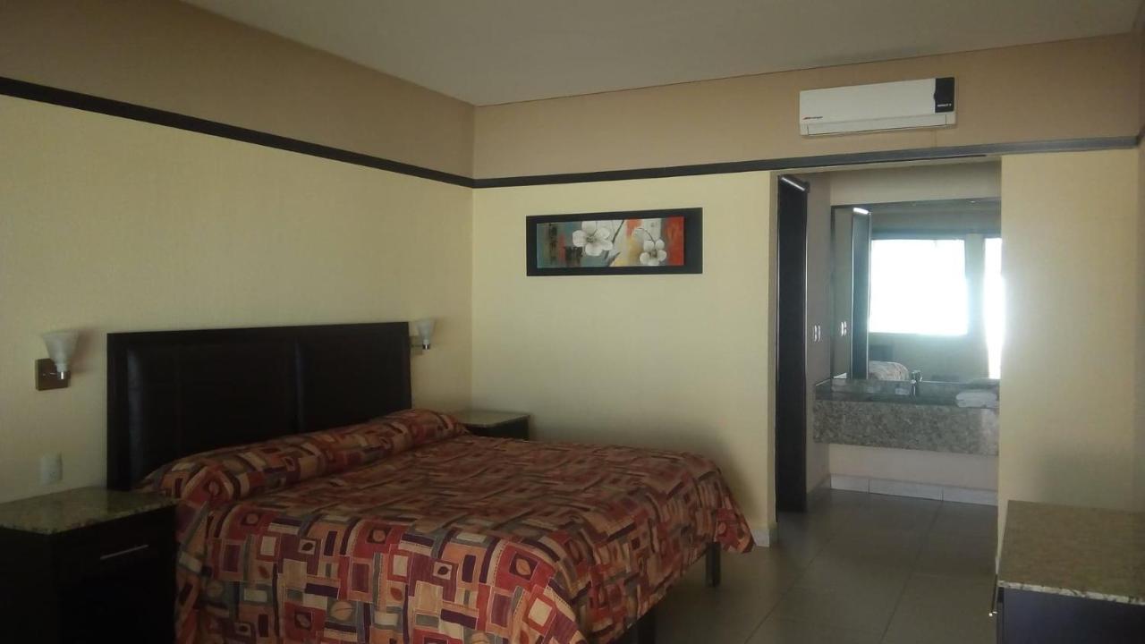 Jalyd Inn Irapuato Eksteriør billede